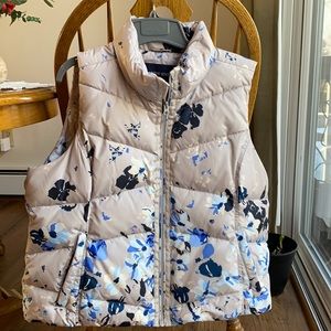 Like new Lands End down vest - like new